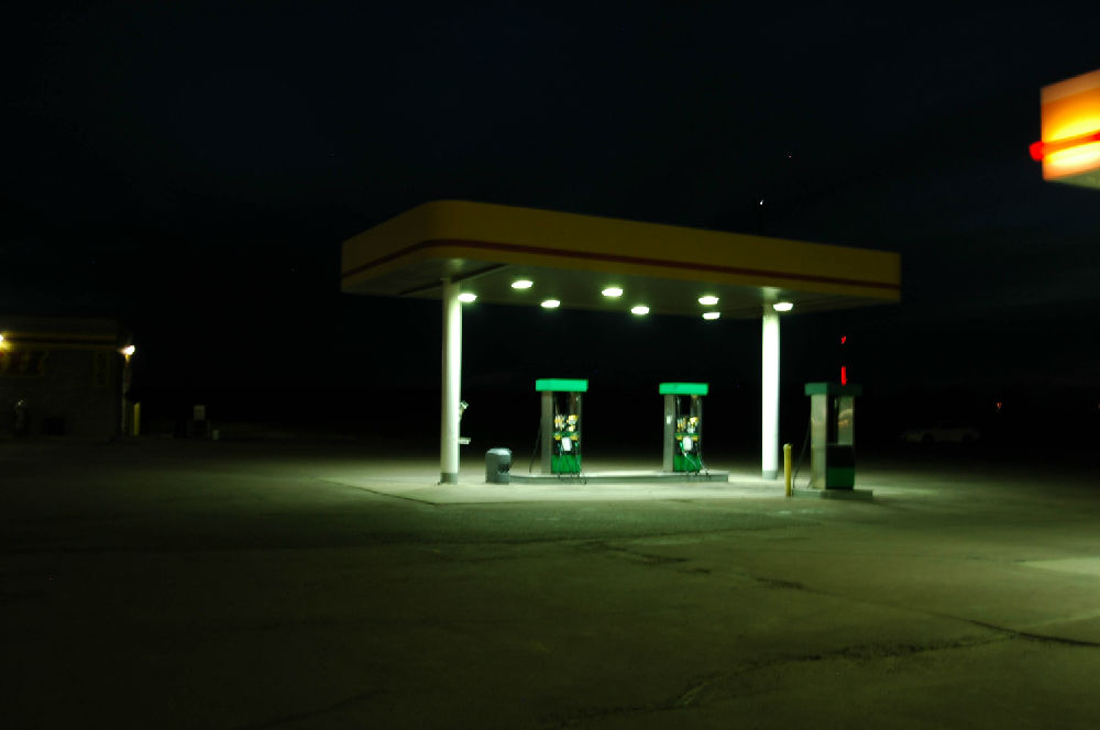 SHELL GAS Station